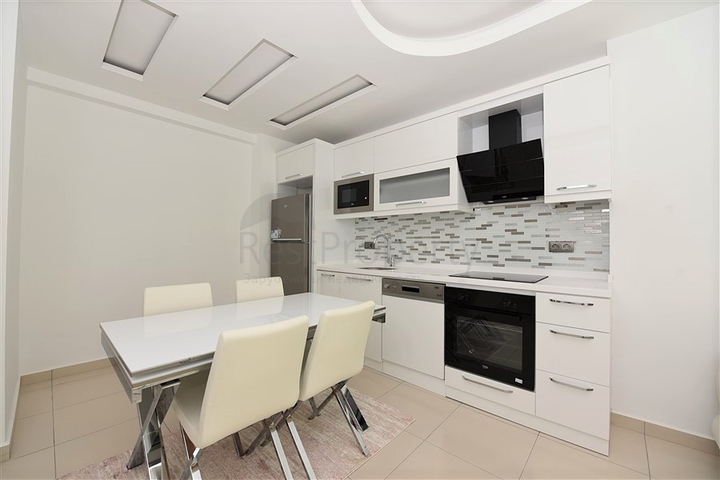 شقة غرفة وصالة مفروشة ضمن مجمع سكني خمس نجوم في توسمور / الانيا 