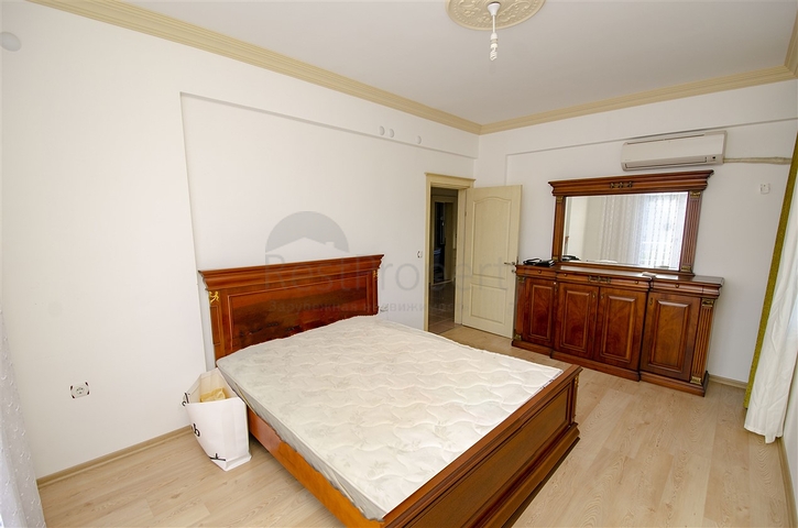 فيلا منفصلة 3 + 1 مع الأثاث في جوينوك كيمير