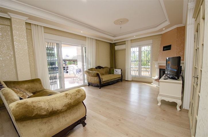 فيلا منفصلة 3 + 1 مع الأثاث في جوينوك كيمير