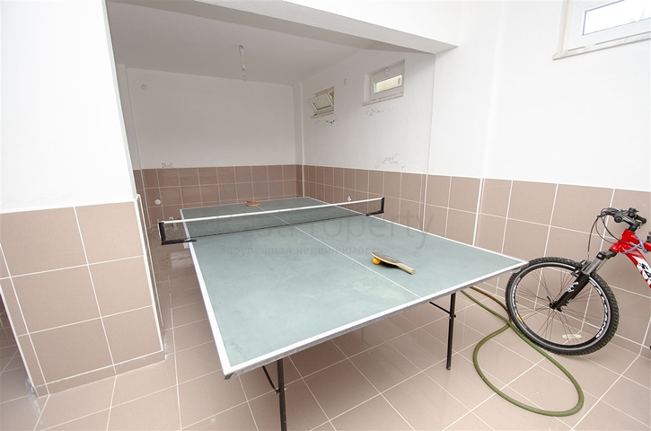 فيلا منفصلة 3 + 1 مع الأثاث في جوينوك كيمير