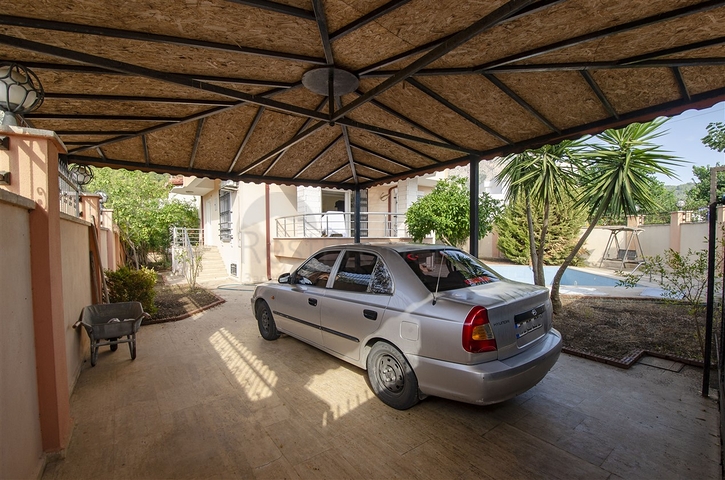 فيلا منفصلة 3 + 1 مع الأثاث في جوينوك كيمير