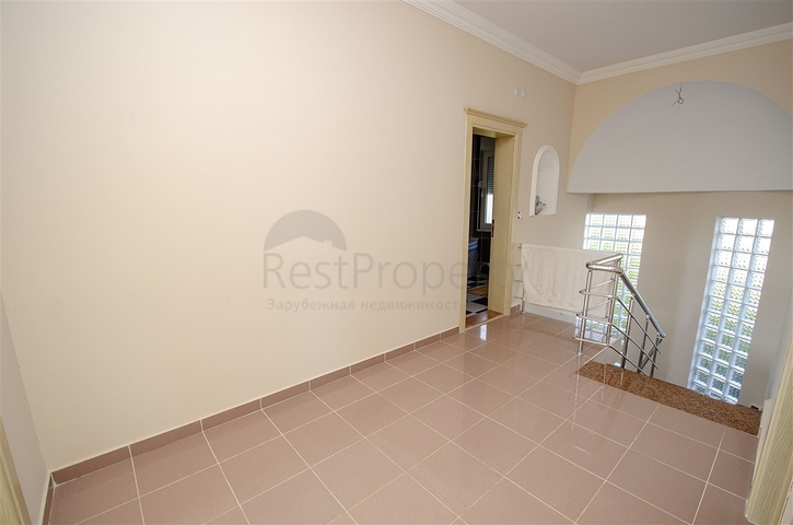 فيلا منفصلة 3 + 1 مع الأثاث في جوينوك كيمير