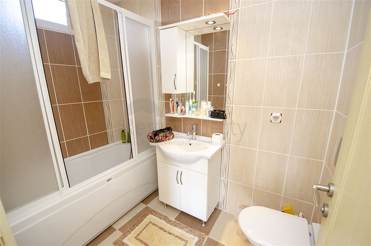 فيلا منفصلة 3 + 1 مع الأثاث في جوينوك كيمير