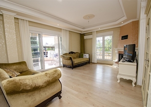 فيلا منفصلة 3 + 1 مع الأثاث في جوينوك كيمير