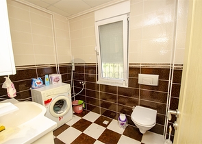 فيلا منفصلة 3 + 1 مع الأثاث في جوينوك كيمير