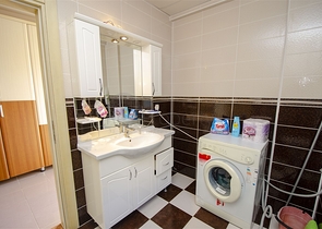 فيلا منفصلة 3 + 1 مع الأثاث في جوينوك كيمير