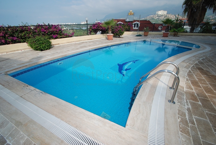 شقة عائلية واسعة - باطلالة خلابة - في الانيا 