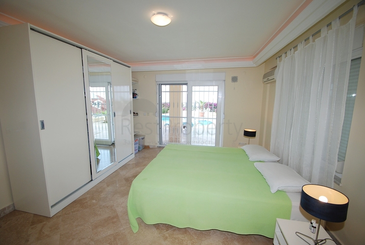 شقة عائلية واسعة - باطلالة خلابة - في الانيا 