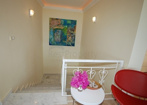 شقة عائلية واسعة - باطلالة خلابة - في الانيا 