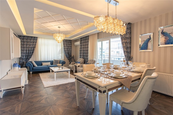 لعشاق الفخامة والتميز - دوبلكس فاخرة باطلالة بحر في الانيا 