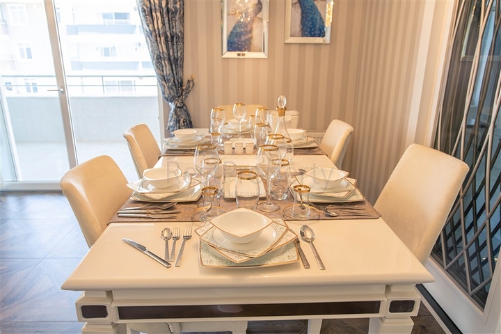 لعشاق الفخامة والتميز - دوبلكس فاخرة باطلالة بحر في الانيا 