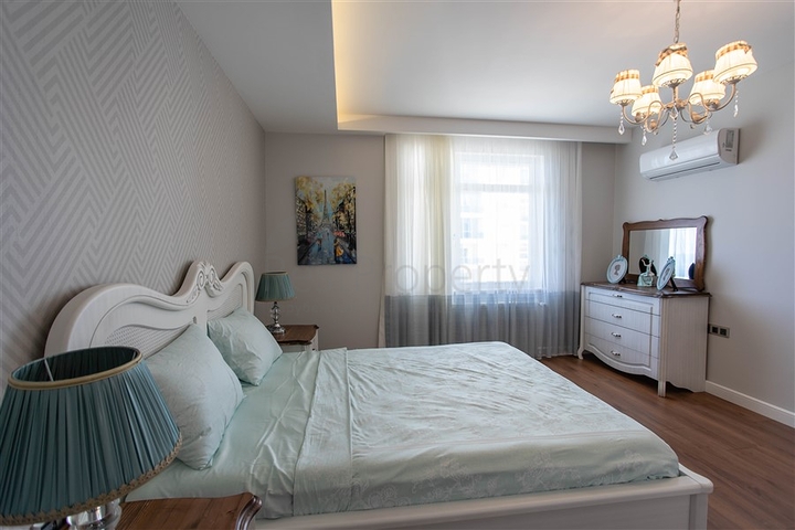 لعشاق الفخامة والتميز - دوبلكس فاخرة باطلالة بحر في الانيا 