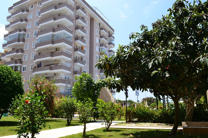 لعشاق الفخامة والتميز - دوبلكس فاخرة باطلالة بحر في الانيا 