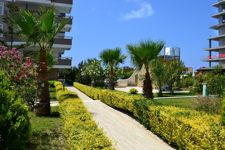 لعشاق الفخامة والتميز - دوبلكس فاخرة باطلالة بحر في الانيا 