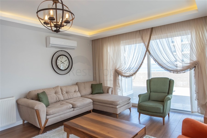 لعشاق الفخامة والتميز - دوبلكس فاخرة باطلالة بحر في الانيا 