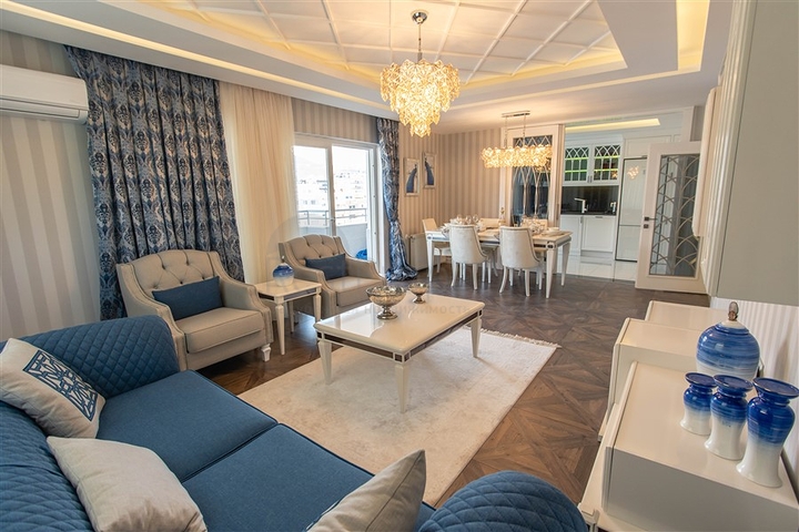 لعشاق الفخامة والتميز - دوبلكس فاخرة باطلالة بحر في الانيا 