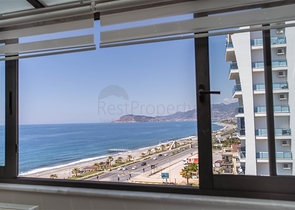 لعشاق الفخامة والتميز - دوبلكس فاخرة باطلالة بحر في الانيا 