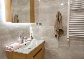 لعشاق الفخامة والتميز - دوبلكس فاخرة باطلالة بحر في الانيا 