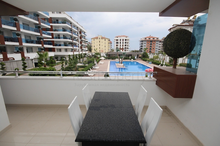 شقة مفروشة ضمن مجمع سكني حديث في كاستل / الانيا 