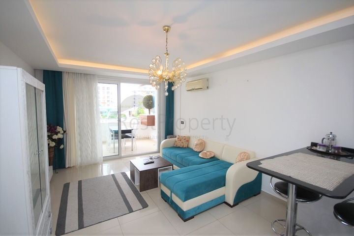 شقة مفروشة ضمن مجمع سكني حديث في كاستل / الانيا 