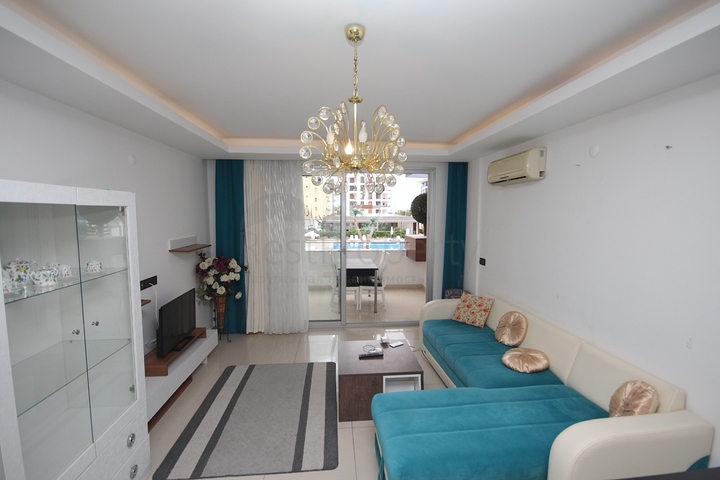 شقة مفروشة ضمن مجمع سكني حديث في كاستل / الانيا 