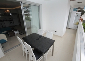 شقة مفروشة ضمن مجمع سكني حديث في كاستل / الانيا 