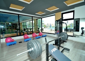 شقة مفروشة ضمن مجمع فاخر في كاستل / الانيا 