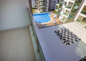 شقة مفروشة ضمن مجمع فاخر في كاستل / الانيا 