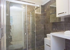 شقة مفروشة ضمن مجمع فاخر في كاستل / الانيا 