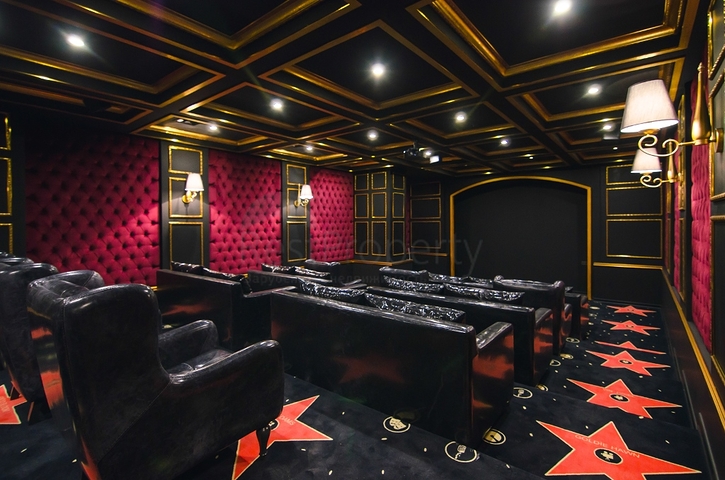 قمة الفخامة - شقة اطلالة بحر مباشرة في مركز الانيا 