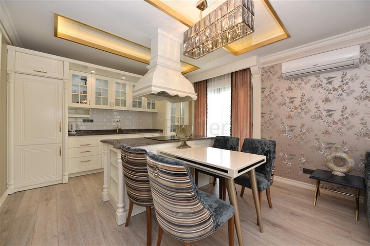 قمة الفخامة - شقة اطلالة بحر مباشرة في مركز الانيا 