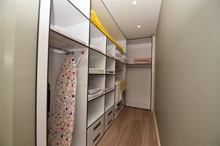 قمة الفخامة - شقة اطلالة بحر مباشرة في مركز الانيا 