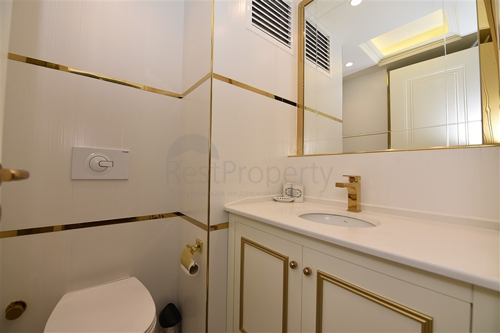 قمة الفخامة - شقة اطلالة بحر مباشرة في مركز الانيا 