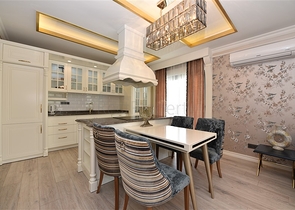 قمة الفخامة - شقة اطلالة بحر مباشرة في مركز الانيا 