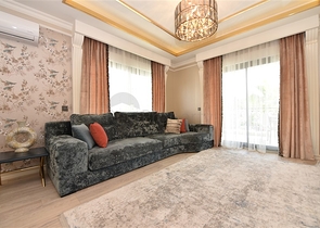 قمة الفخامة - شقة اطلالة بحر مباشرة في مركز الانيا 