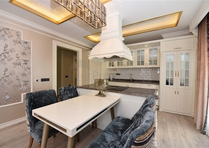 قمة الفخامة - شقة اطلالة بحر مباشرة في مركز الانيا 