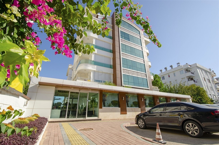 شقة النخبة 1 +1 مع الأثاث 150 متر من البحر ومشروع المارينا