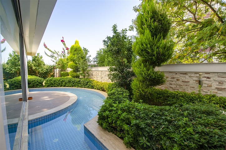 شقة النخبة 1 +1 مع الأثاث 150 متر من البحر ومشروع المارينا