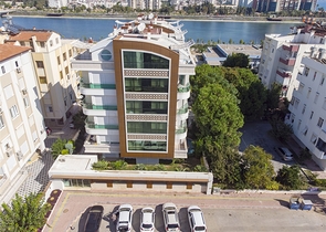 شقة النخبة 1 +1 مع الأثاث 150 متر من البحر ومشروع المارينا