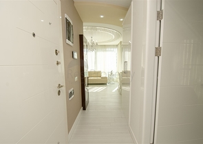 شقة النخبة 1 +1 مع الأثاث 150 متر من البحر ومشروع المارينا