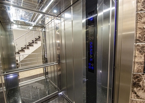 شقة النخبة 1 +1 مع الأثاث 150 متر من البحر ومشروع المارينا