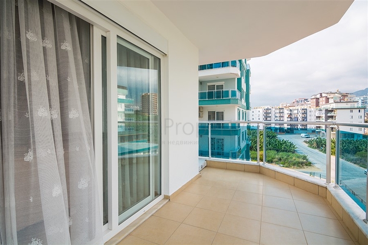 شقة غرفة نوم وصالة مفروشة ضمن مجمع سكني حديث في الانيا 