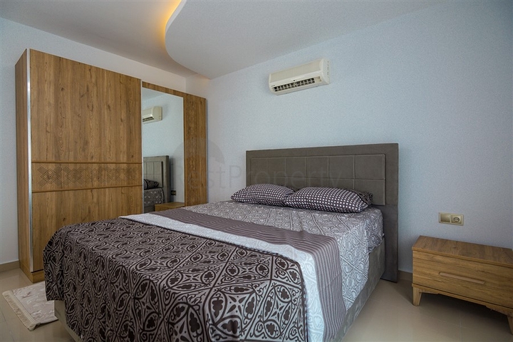 شقة غرفة نوم وصالة مفروشة ضمن مجمع سكني حديث في الانيا 