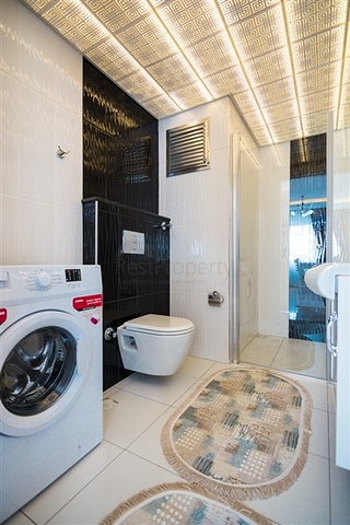 شقة غرفة نوم وصالة مفروشة ضمن مجمع سكني حديث في الانيا 