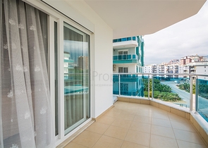 شقة غرفة نوم وصالة مفروشة ضمن مجمع سكني حديث في الانيا 