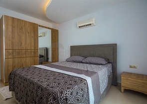 شقة غرفة نوم وصالة مفروشة ضمن مجمع سكني حديث في الانيا 