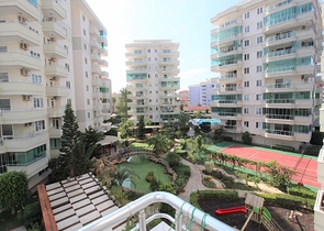 شقة مفروشة للبيع - قريبة من البحر ومن المركز - الانيا 