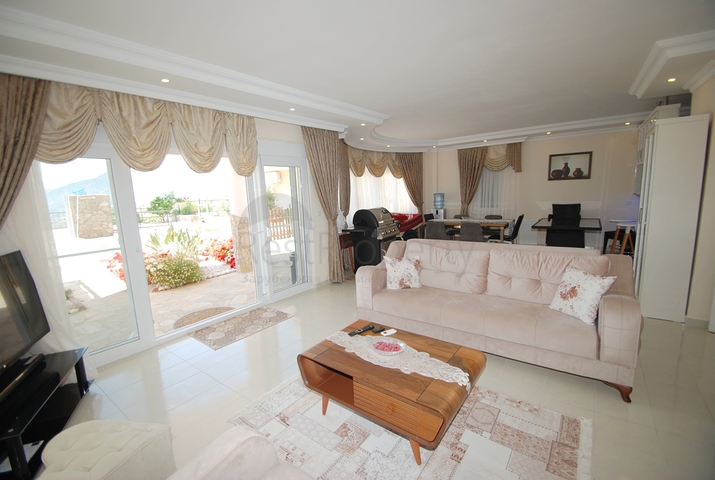 فيلا مستقلة باطلالة بحر - مفروشة -  في منطقة كارجي جاك / الانيا 