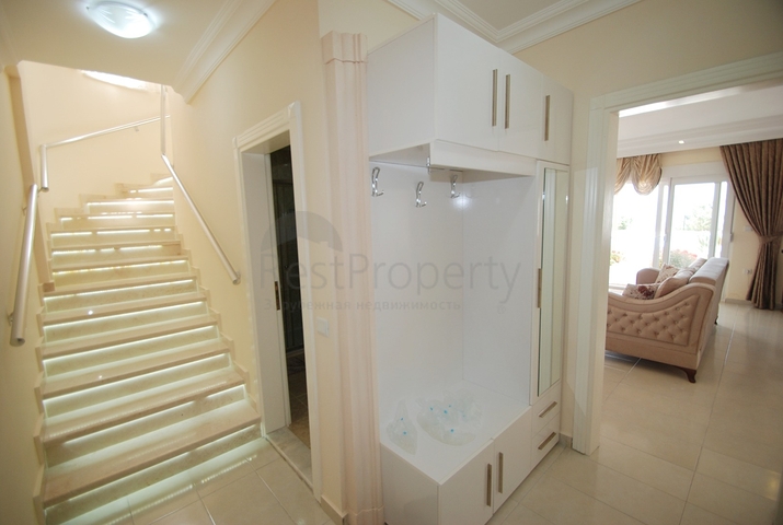 فيلا مستقلة باطلالة بحر - مفروشة -  في منطقة كارجي جاك / الانيا 