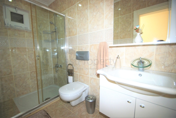 فيلا مستقلة باطلالة بحر - مفروشة -  في منطقة كارجي جاك / الانيا 